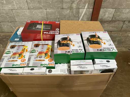 Stoc excesiv de paleți