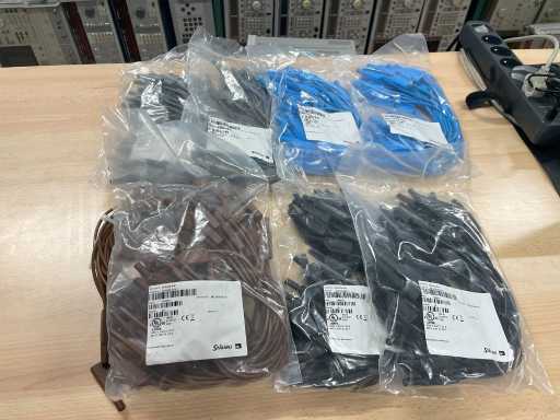 STAUBLI - SLK 425 - Set van 200 kabels van 25 cm in 4 kleuren