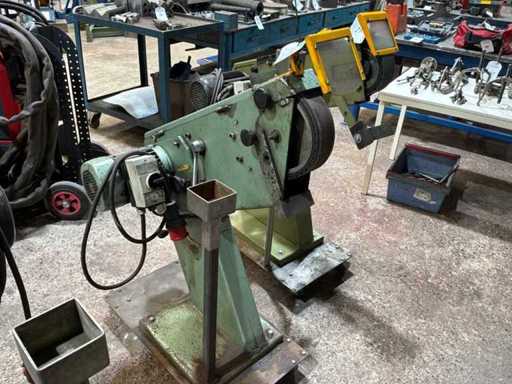 MCM Belt Sander