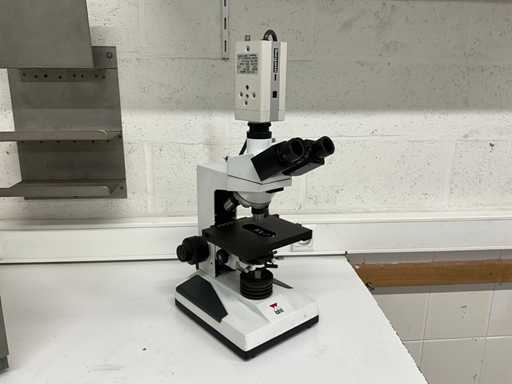 Ceti Topic-T Trinocular Stereo Microscope with Ikegami ICD-47E Camera & CRT Monitor
