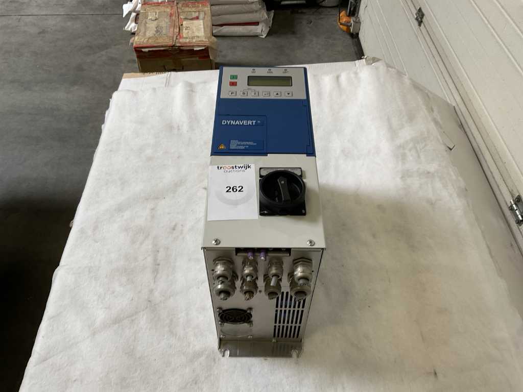 Loher Dynavert Q2T2A-05400-003BAVIP2 Frequenzumrichter