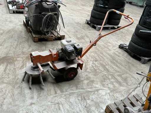 Macchina per spazzole per erbacce Schmitz WKB605 2010