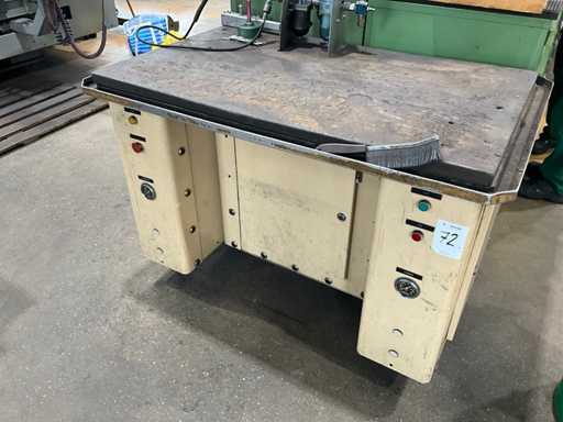 Aluminium tafel met rechte slijper pneumatisch voor ontbramen