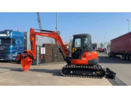 5d8d8f12-e53d-4ed6-9dd7-3e8c4a6c3050.mp4