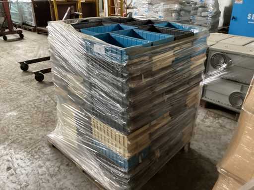 Cassette impilabili da officina