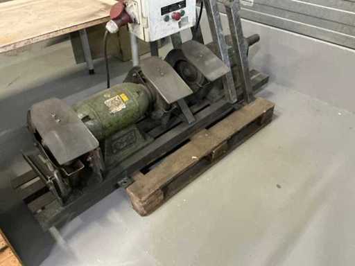 Huvema Dubbele borstelschuurmachine (2x)