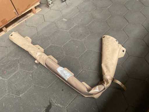 Curtain vehicular