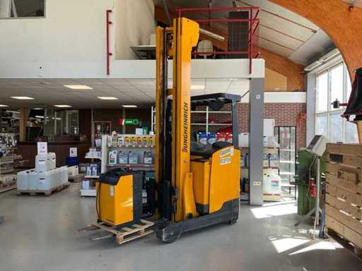 Jungheinrich ETV 214 Reach truck