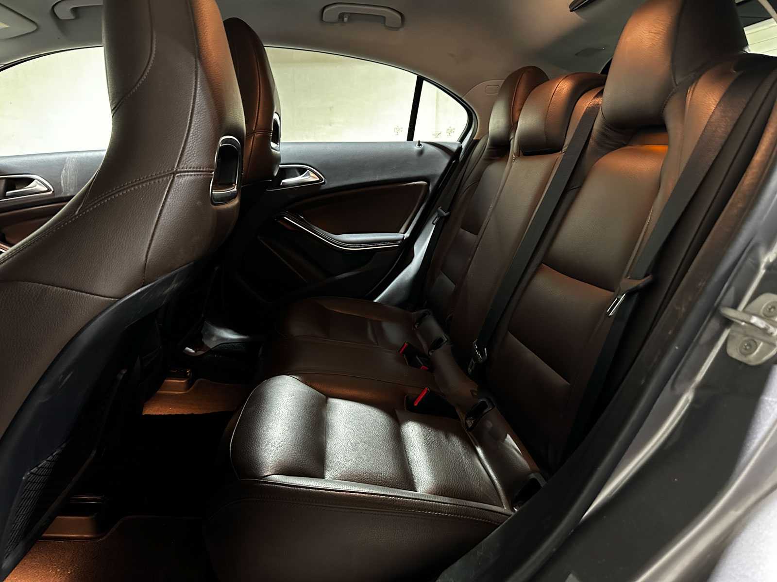 Mercedes-Benz A180 4U3 A-klasse 121pk 2013 (Origineel-NL), 8-SRR-41