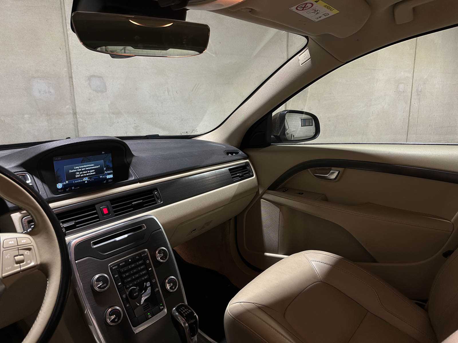 Volvo V70 2.0 D4 Summum 181pk 2015 (Origineel-NL), GB-859-B