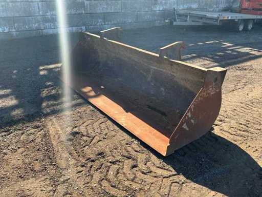 Dichte bak 2450mm Passend Dieci Voorzetapparatuur