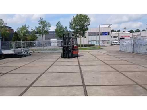 ec6e68da-3596-49bc-8814-9553067b936d.mp4