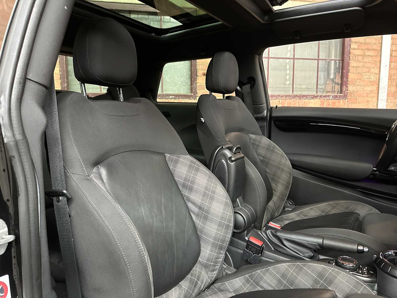 Mini Cooper S 2.0 JCW 400pk 2014 (Origineel-NL), 3-XDD-09