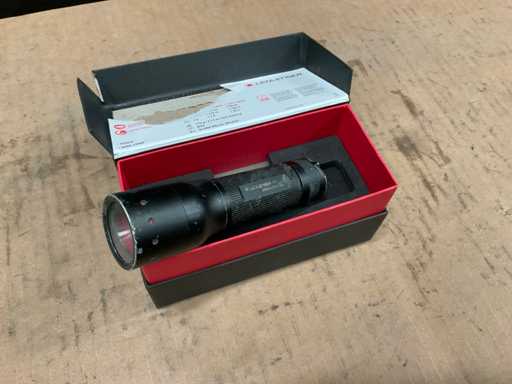 Lampe de poche Ledlenser P7