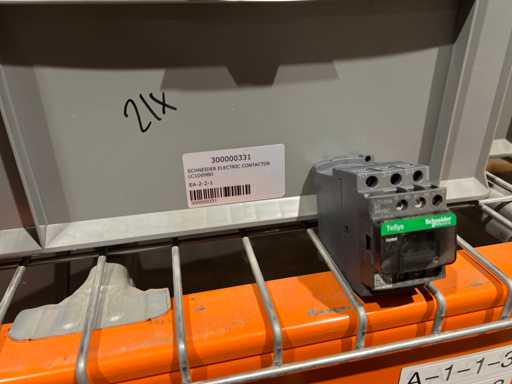 Contactor Schneider Electric LC1D09BD 24V DC (21x)