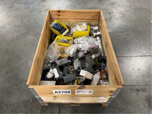 Partia mieszanki części hydraulicznych i mechanicznych (218 kg)