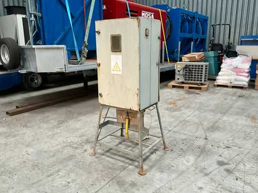 Skrzynka rozdzielcza zasilania