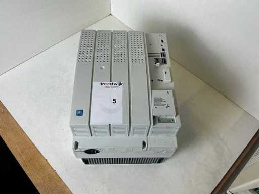 Lenze E82EV223K4B201 Frequency converter