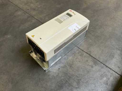 ABB ACS800-01-0040-3+D150 Frequentieregelaar