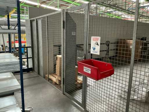 Clôture métallique