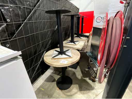 Various bistro tables (9x)