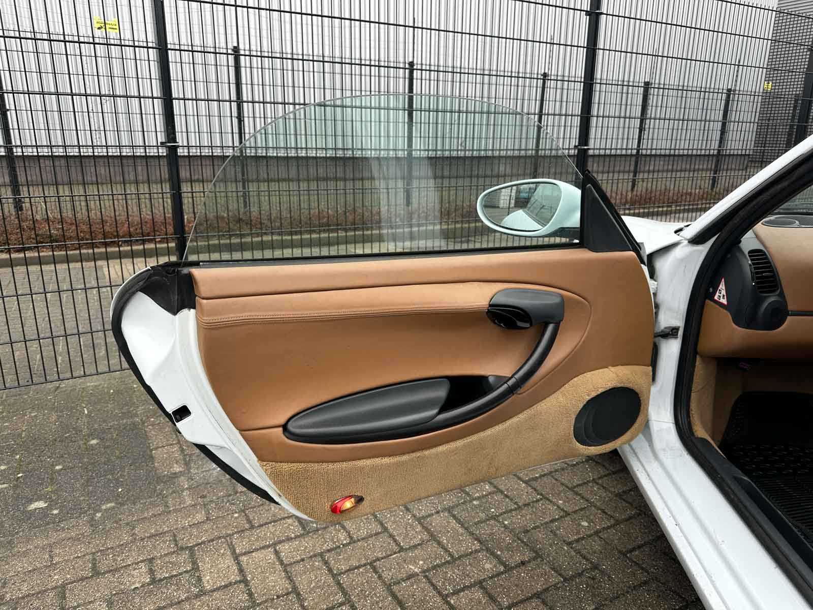 Porsche Boxster 986 2.5 204pk 1998