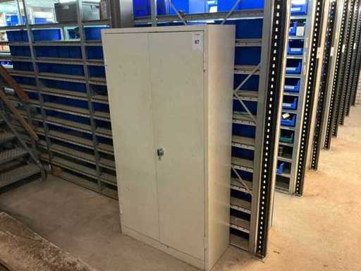 Overtoom Workshop cabinet with contents