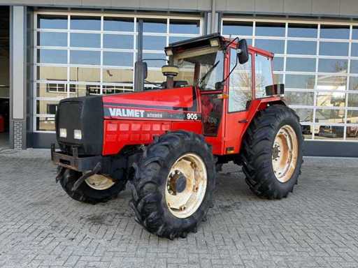 1988 Valmet 905 Autocontrol All-wheel drive farm tractor