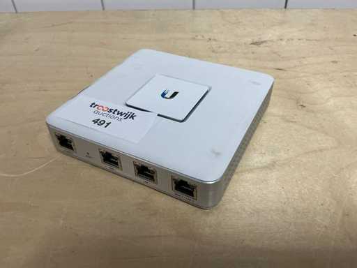 UNIFI USG Network Equipment 