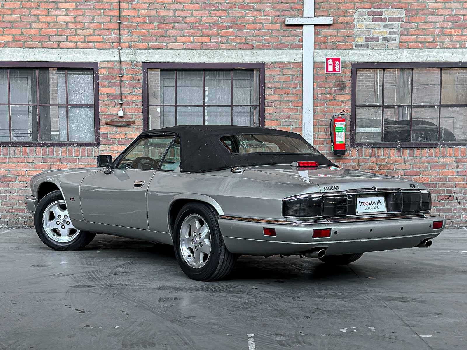 Jaguar XJS Convertible L6 4.0 240pk 1995