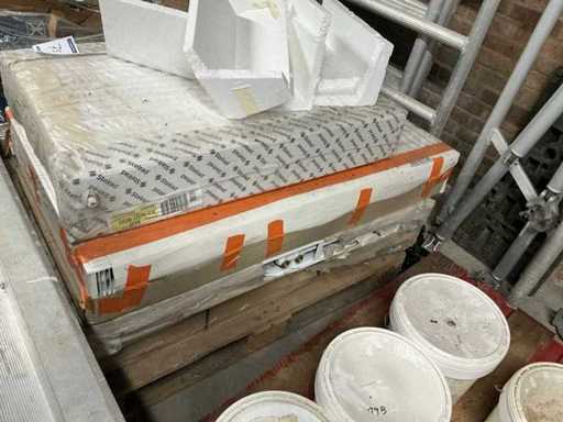 Various radiators (4x)