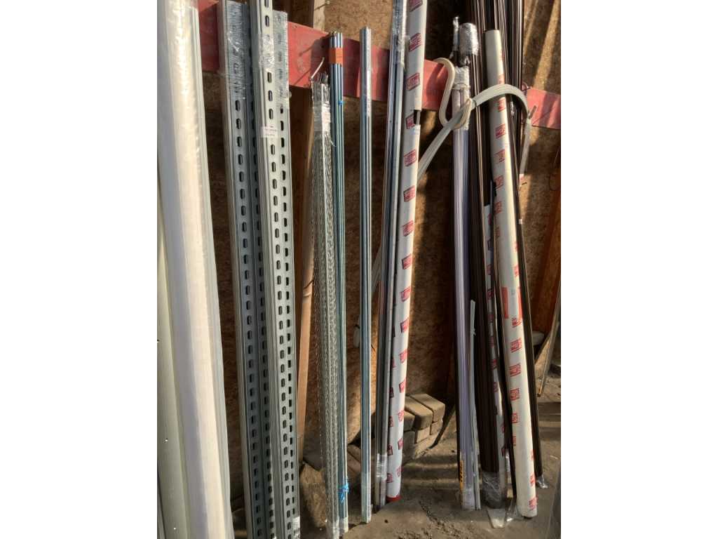 Batch of threaded rods