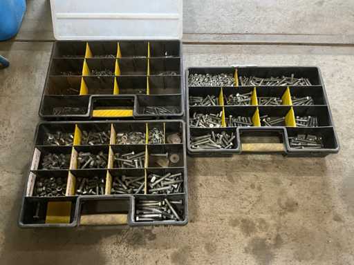 Bolts, nuts & washers