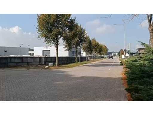 9e3ce74c-a38c-4b8d-b472-c28721b972ae.mp4