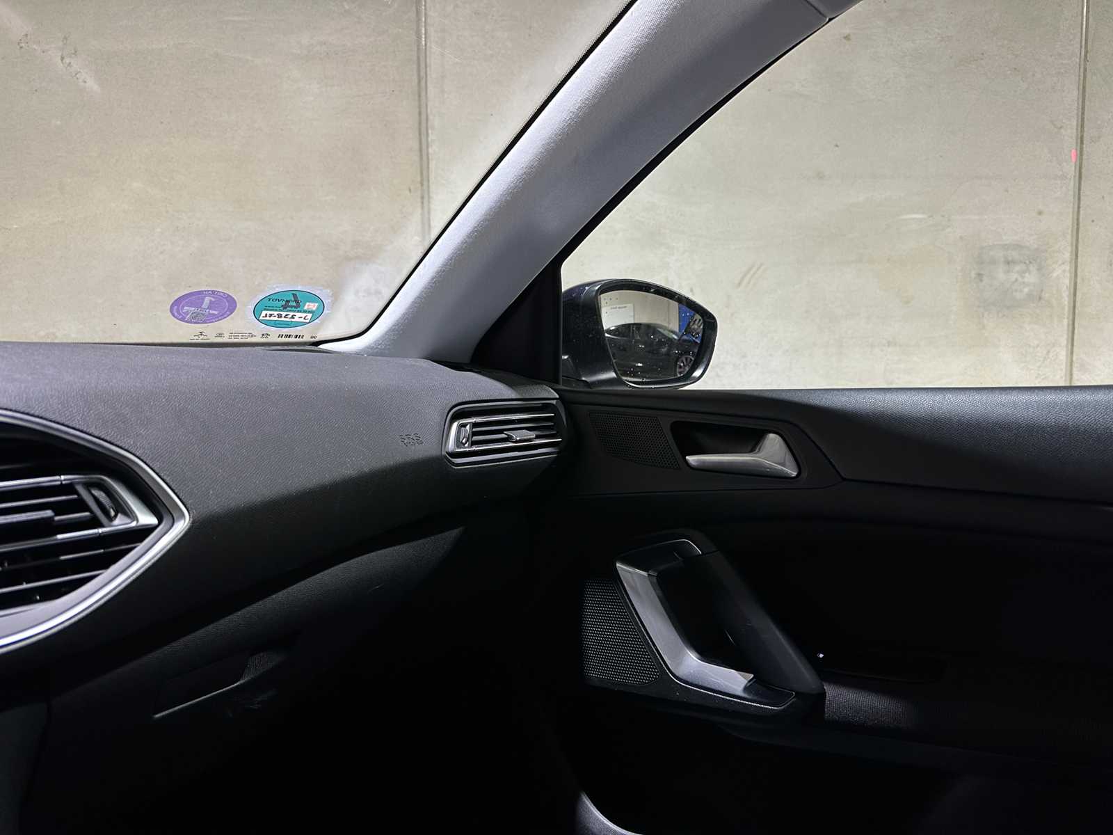 Peugeot 308 SW 1.2 PureTech Blue Lease Premium 131hp 2020, J-238-FL