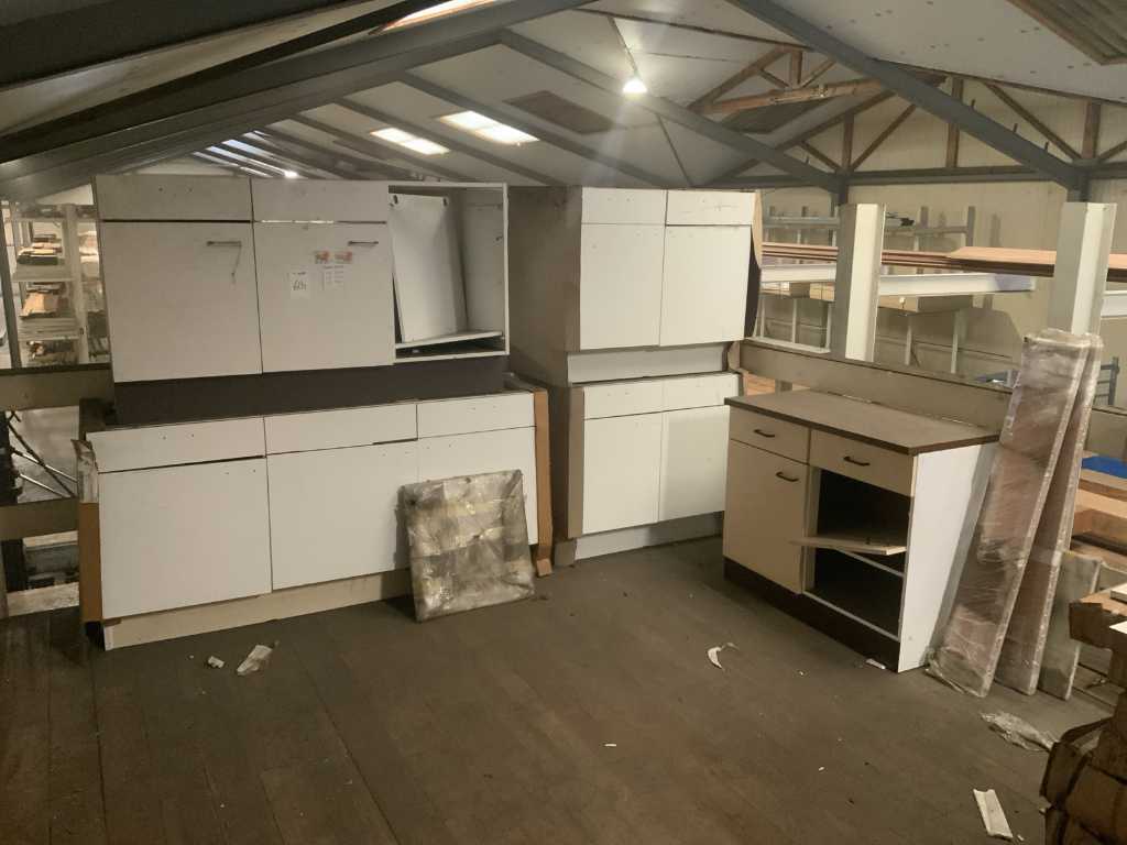 Kitchen unit (4x)