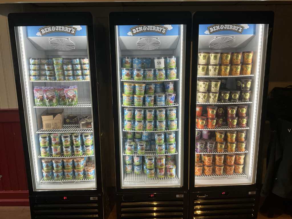 Approx. 365 various packs of BEN & JERRY'S and MAGNUM ice cream
