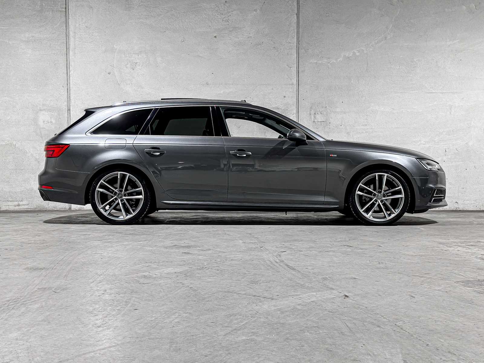 Audi A4 Avant 2.0 TFSI S-Line Ultra Sport Pro Line S 190hp 2016, HN-078-K