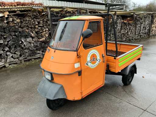 Piagio Ape Tricycle Scooter