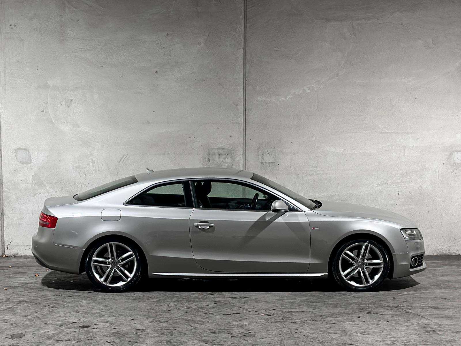 Audi A5 Coupé 2.0 TFSI Quattro Pro Line S 211pk 2011 (Origineel-NL), 91-PTK-8