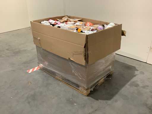 Palette mit Nahrungsergänzungsmitteln