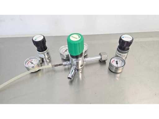 PRAXAIR/AIRLIQUID - Gas Pressure Regulators (3x)