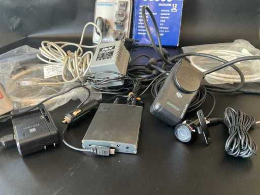 Cabluri diverse și alte electronice