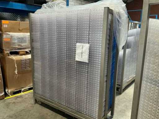 Moules à chocolat + chariot en fer