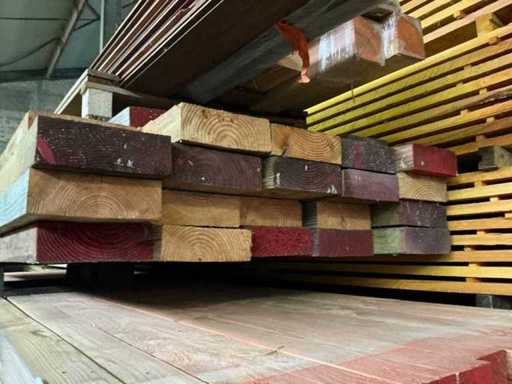 Viele Holzbalken (22x)