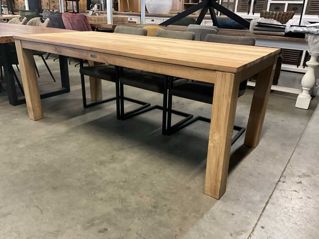 Paco Dining Table
