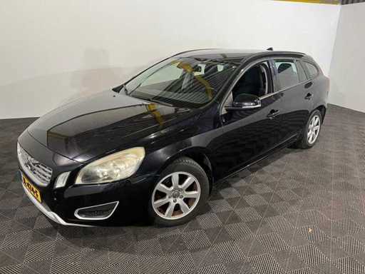 Volvo V60 1.6 DRIVe Momentum, JL-474-F