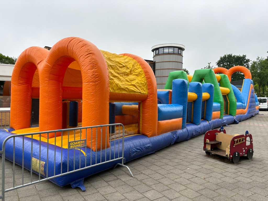Obstacle course 27mtr bouncy castle