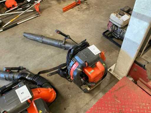 2021 Husqvarna 570BTS Bladblazer