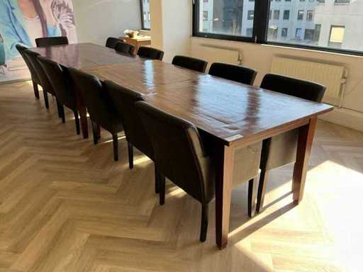 Table de cantine avec chaises
